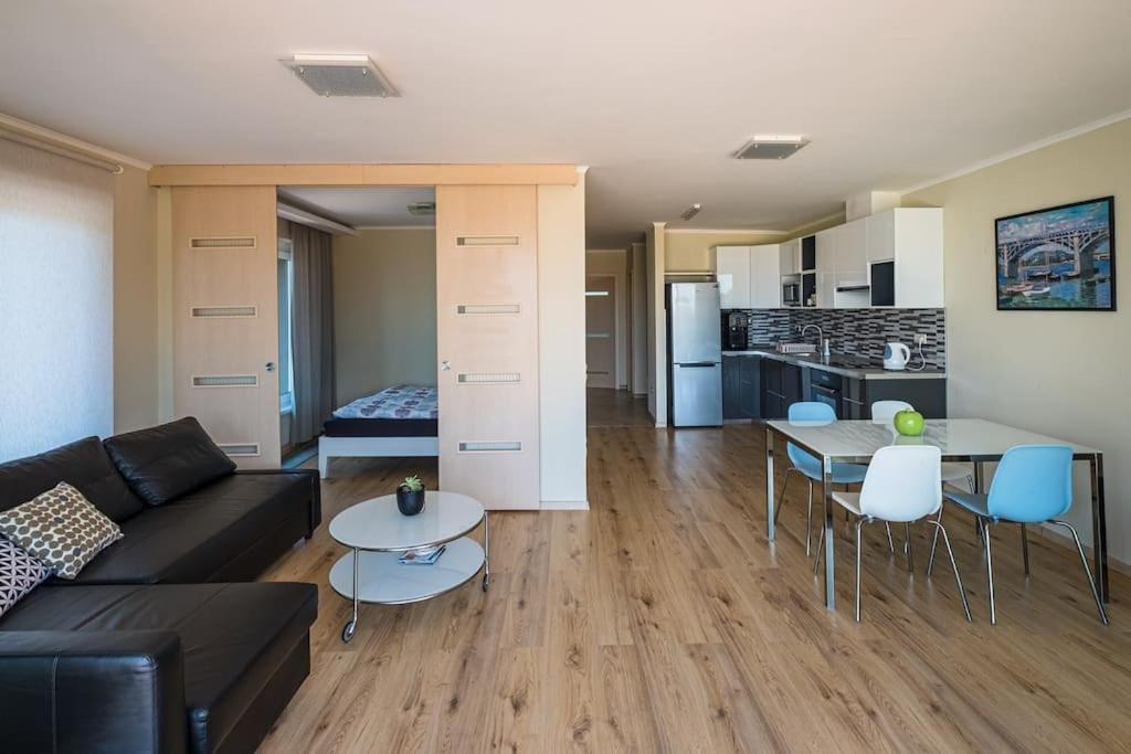 Hedon Brewery Apartments - 200 Meter To The Beach Balatonvilagos Ngoại thất bức ảnh