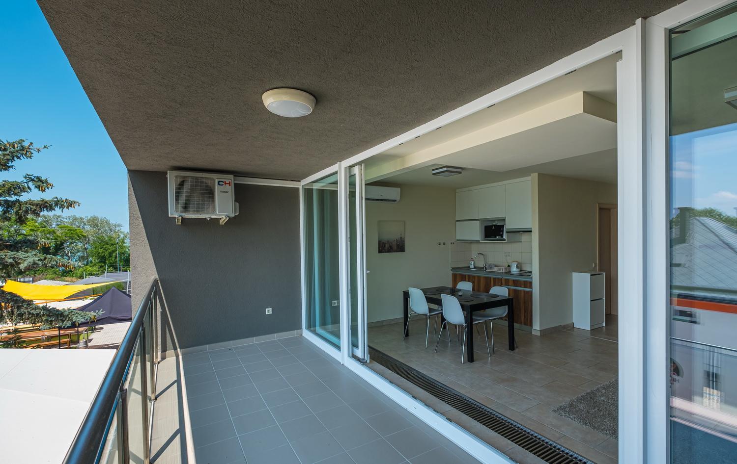 Hedon Brewery Apartments - 200 Meter To The Beach Balatonvilagos Ngoại thất bức ảnh