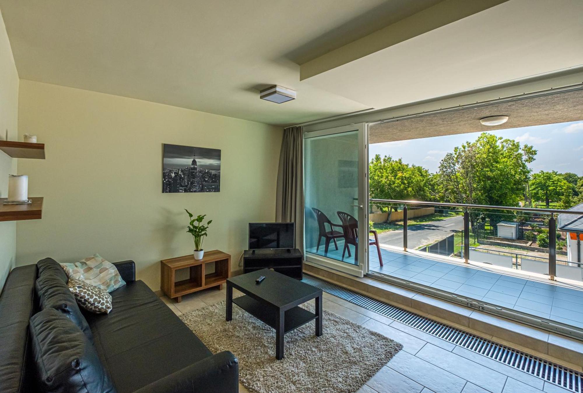 Hedon Brewery Apartments - 200 Meter To The Beach Balatonvilagos Ngoại thất bức ảnh